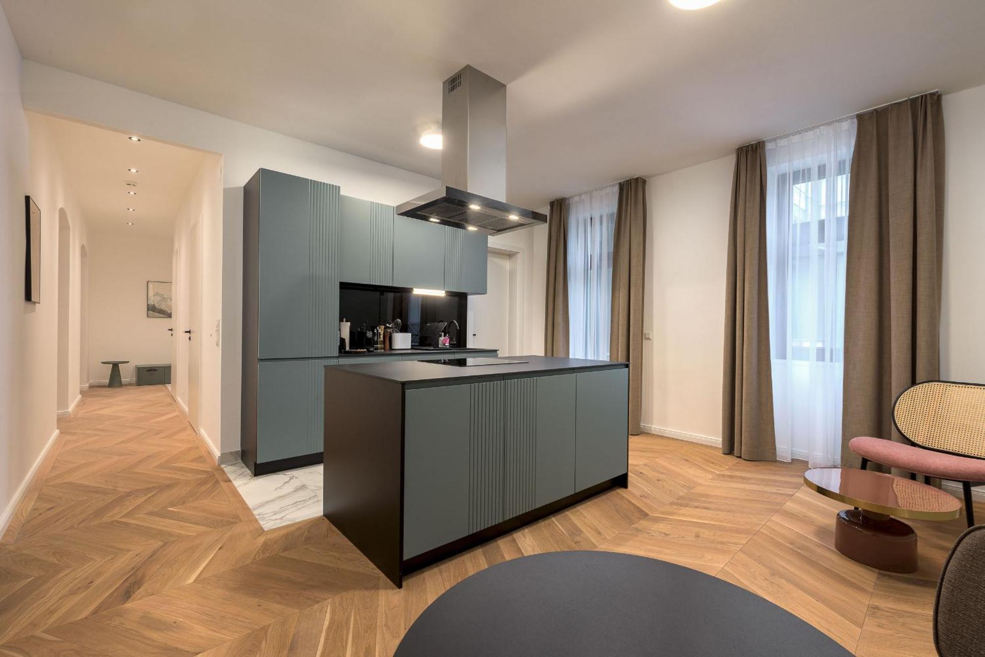 Limehome Vienna Karajangasse エクステリア 写真